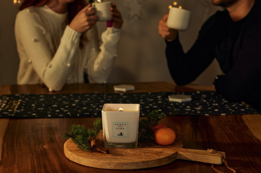 A Christmas of light and beauty with the scented candles of Acqua dell’Elba